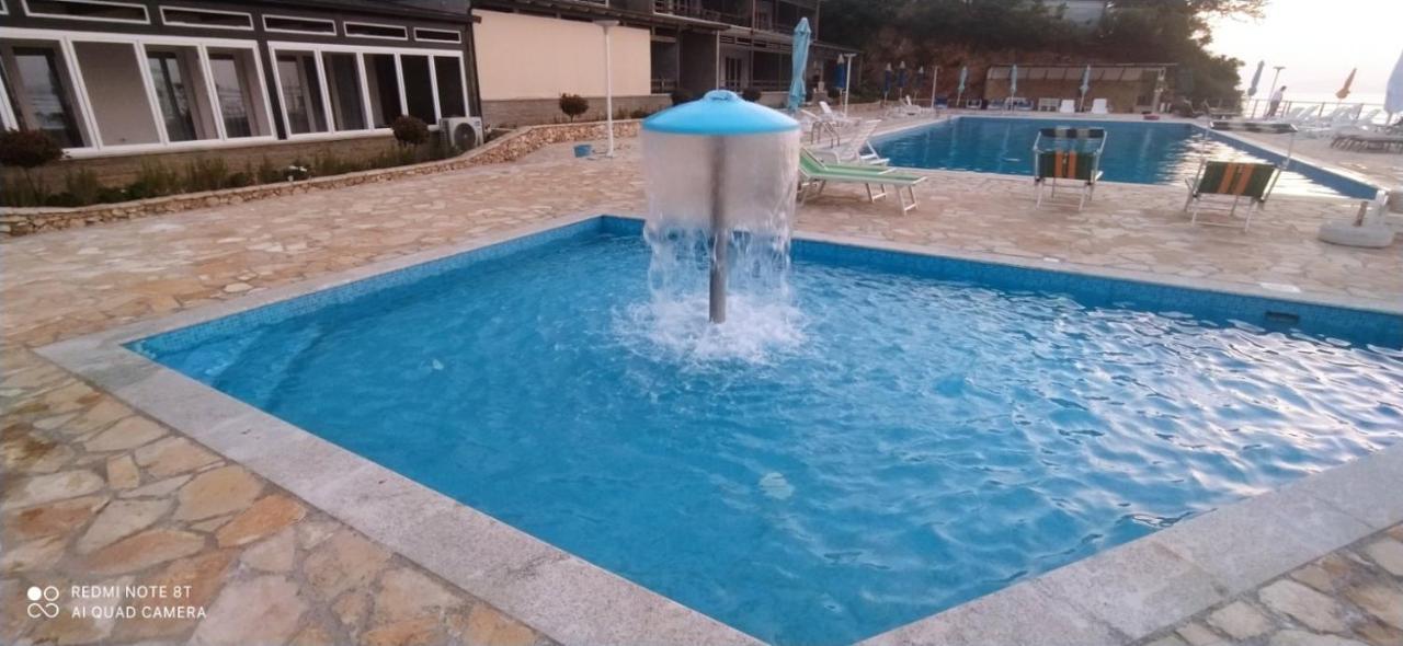 Matthews Beach House Vlorë Εξωτερικό φωτογραφία