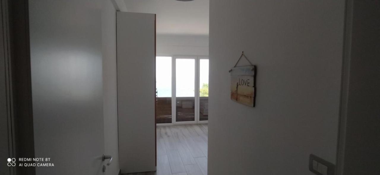 Matthews Beach House Vlorë Εξωτερικό φωτογραφία