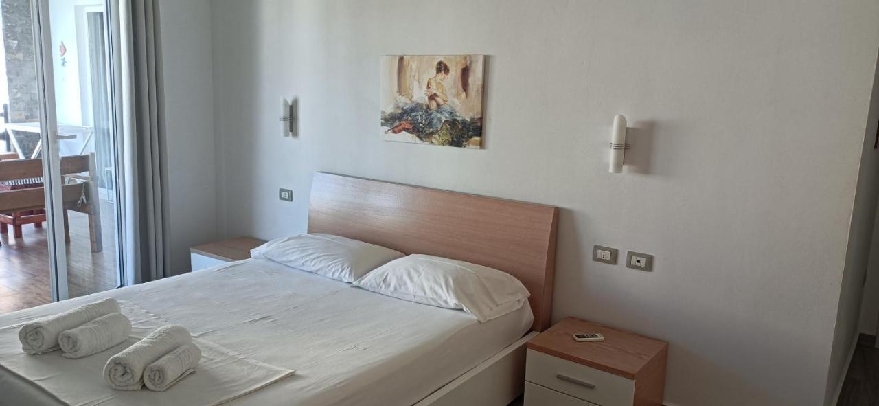 Matthews Beach House Vlorë Εξωτερικό φωτογραφία