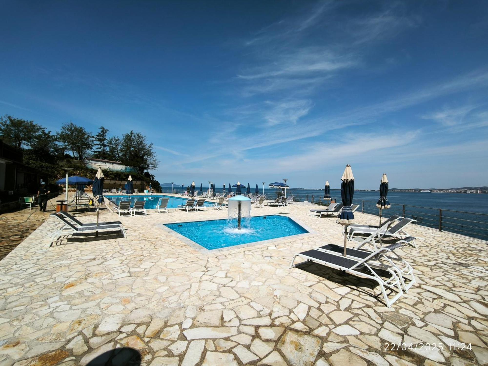 Matthews Beach House Vlorë Εξωτερικό φωτογραφία