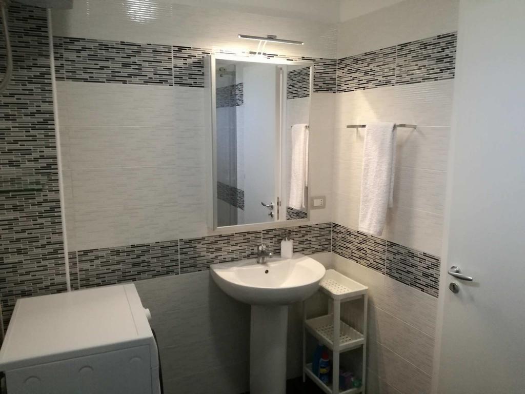 Matthews Beach House Vlorë Εξωτερικό φωτογραφία